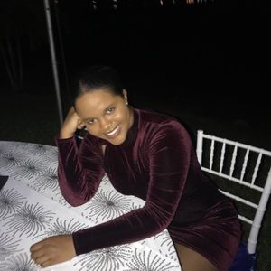 Meet your Posher, Courtney